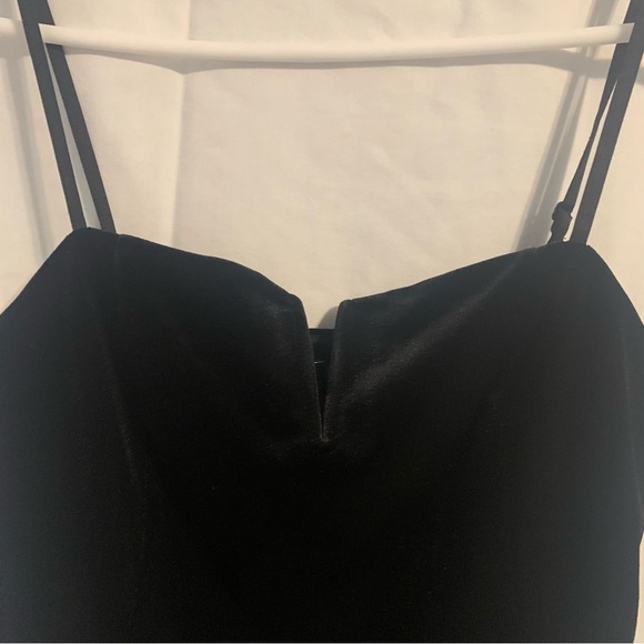 NWT! Express Black Peplum Velvet Tank Top with Deep V detail . Size XS. - Picture 4 of 7